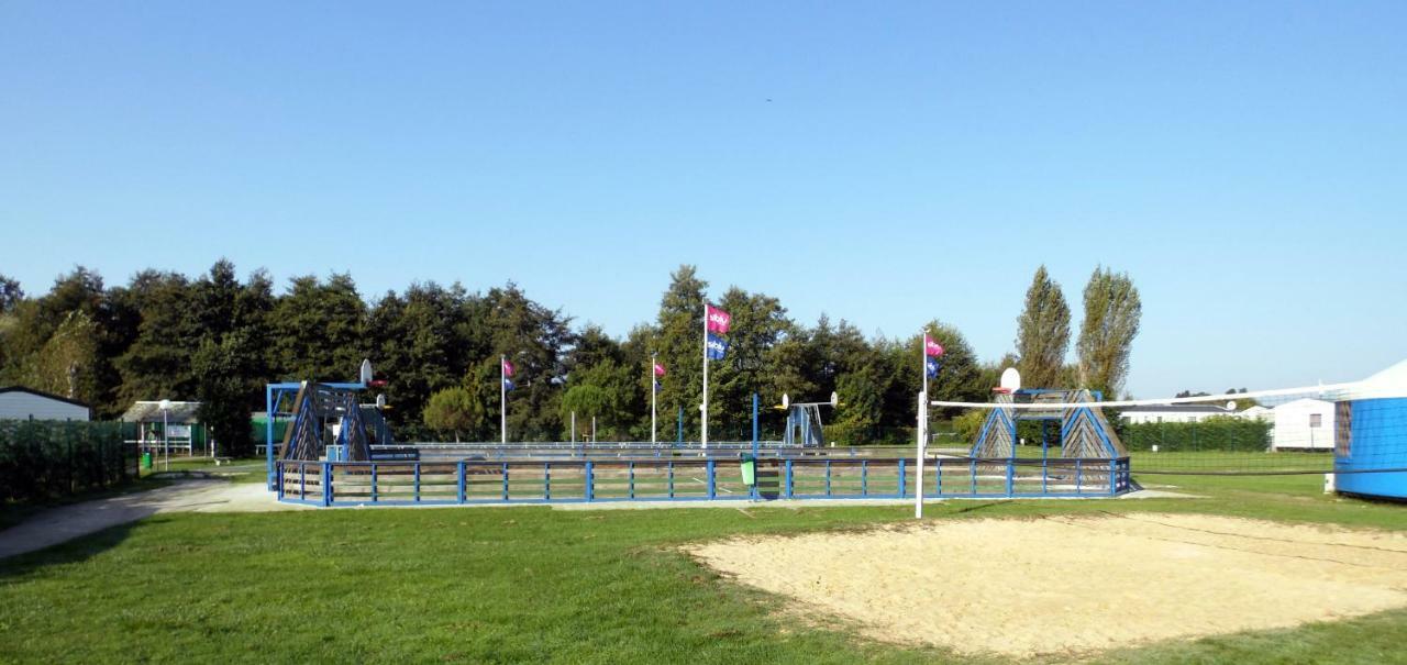 Camping Les Charmettes- Les Mathes Exterior foto
